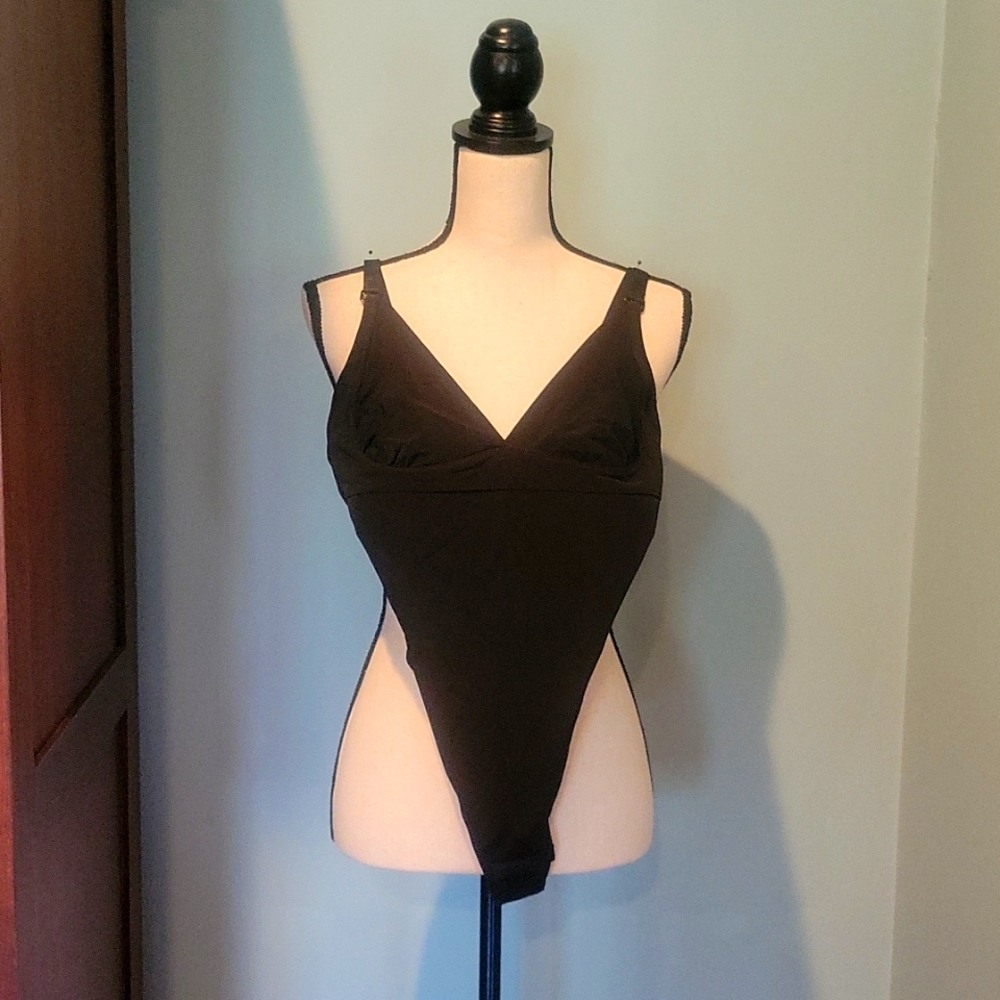 Women's Black Thong Bodysuit Size Medium. 70%Nylon, 30% Spandex.